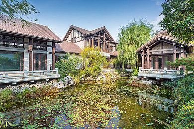 《死亡空间：重制版》和《木卫四协议》玩法对比